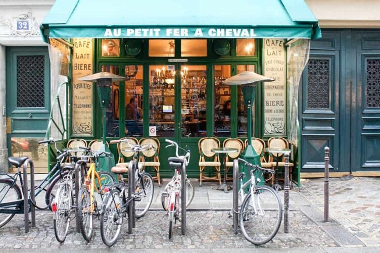 where to eat solo in Paris