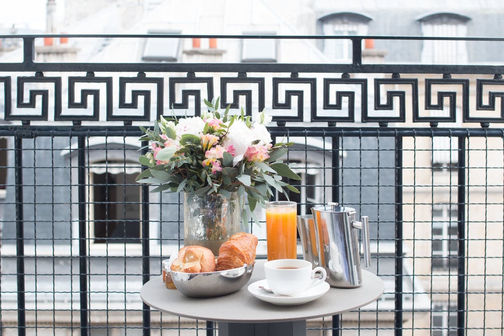 everyday parisian breakfast in paris