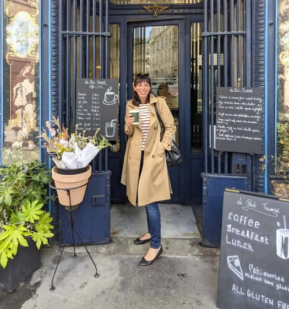 sezane trench coat for Paris in the spring