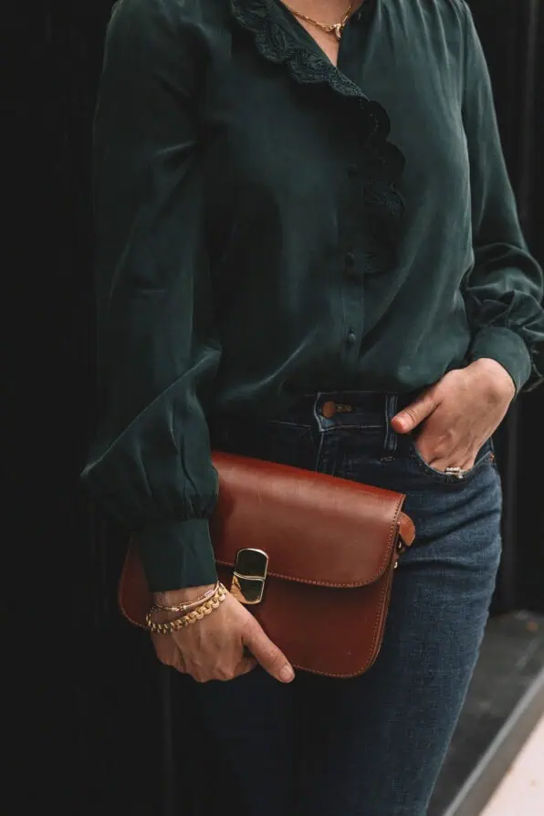 Sezane sizing guide Chloe blouse