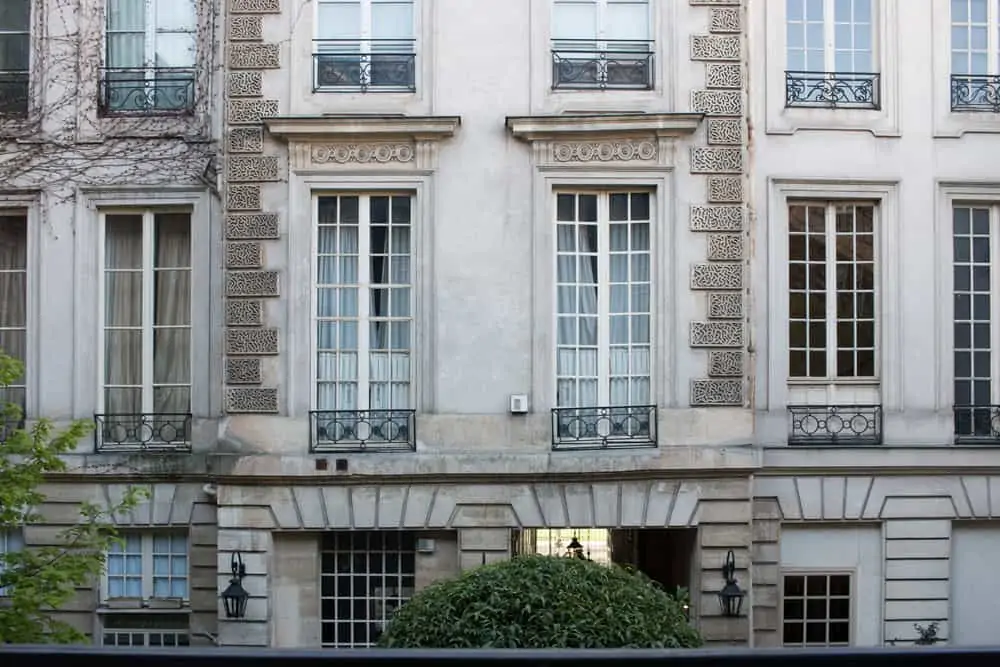 pavillon de la reine paris france