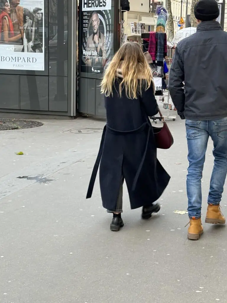 what to pack for Paris in December