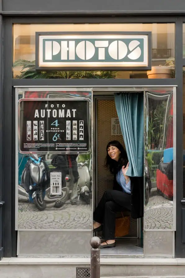 photo booth in Montmartre