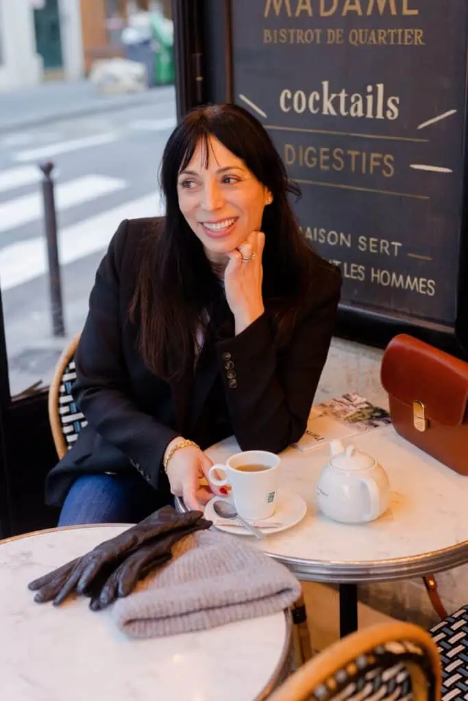 Parisian café what to Pack for Paris in the winter
